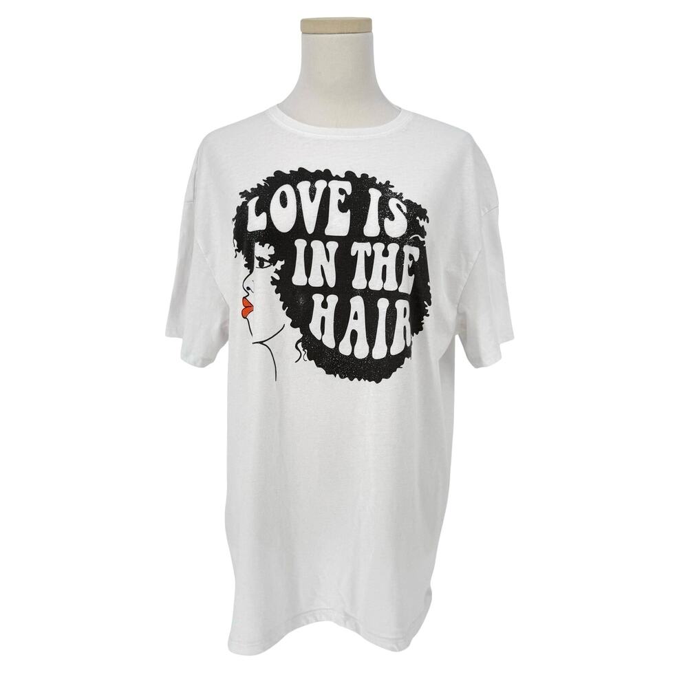 Love is in the Hair Graphic T-Shirt Women's S Afro Hair Casual